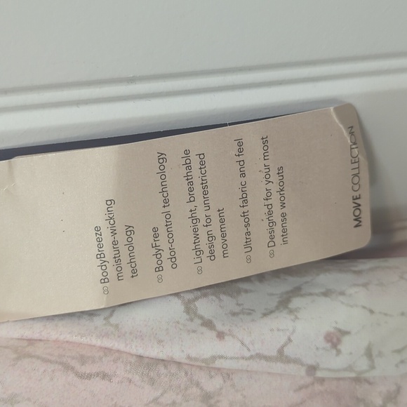 Calia by Carrie Underwood Move Collection NWT - Picture 4 of 5